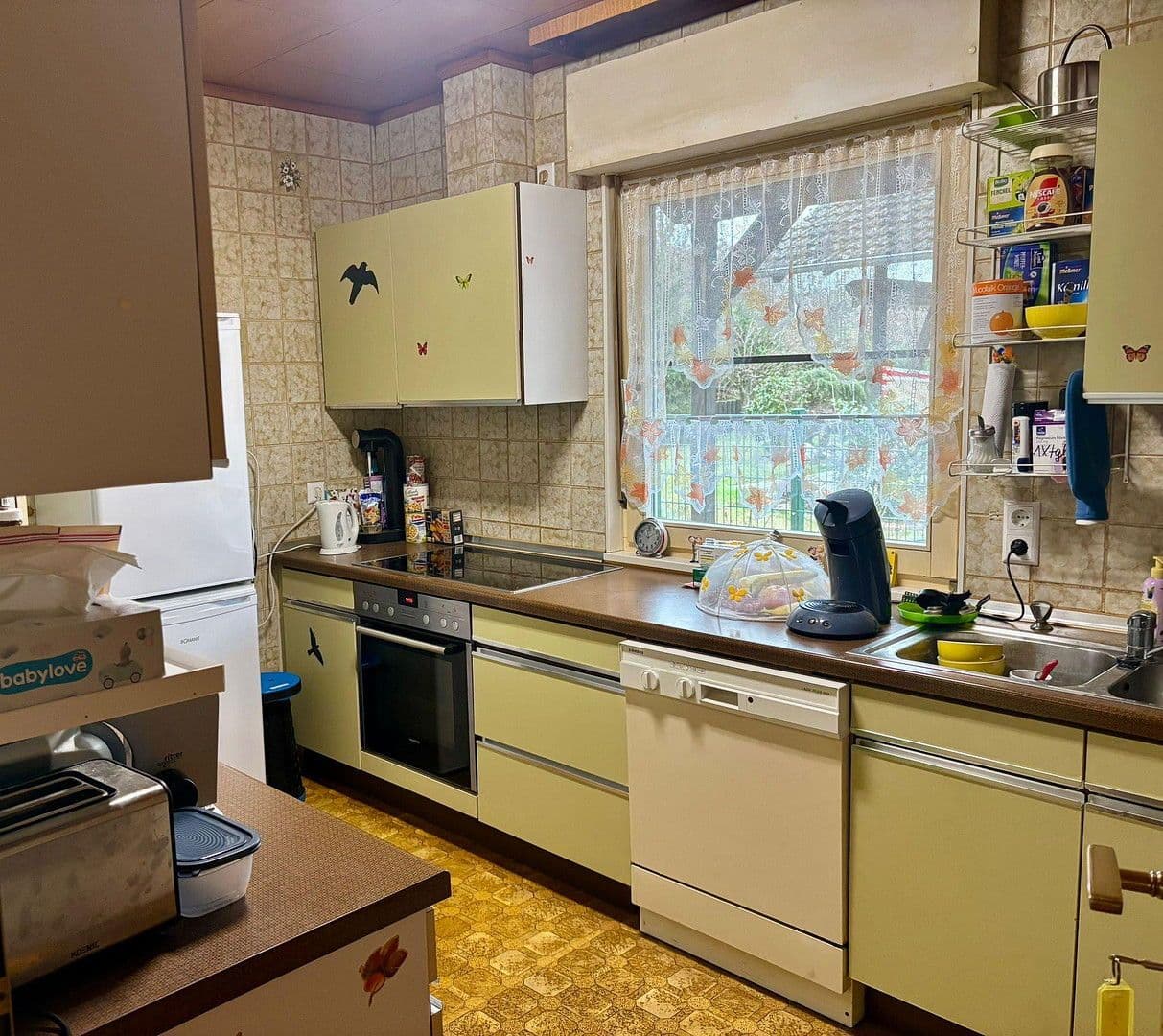 Prodej domu 142 m², pozemek 685 m², Hermann-Hesse-Straße 11, Linkenheim-Hochstetten, Bádensko-Württembersko Prodej domu 142 m², pozemek 685 m², Hermann-Hesse-Straße 11, Linkenheim-Hochstetten, Bádensko-Württembersko