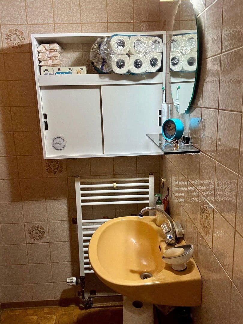 Prodej domu 142 m², pozemek 685 m², Hermann-Hesse-Straße 11, Linkenheim-Hochstetten, Bádensko-Württembersko Prodej domu 142 m², pozemek 685 m², Hermann-Hesse-Straße 11, Linkenheim-Hochstetten, Bádensko-Württembersko