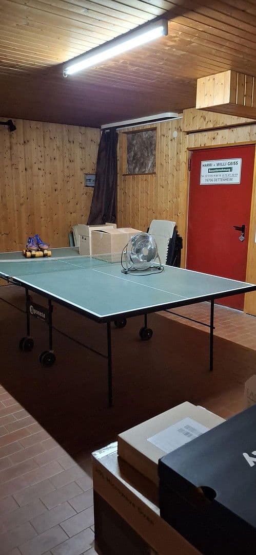 Prodej domu 142 m², pozemek 685 m², Hermann-Hesse-Straße 11, Linkenheim-Hochstetten, Bádensko-Württembersko Prodej domu 142 m², pozemek 685 m², Hermann-Hesse-Straße 11, Linkenheim-Hochstetten, Bádensko-Württembersko