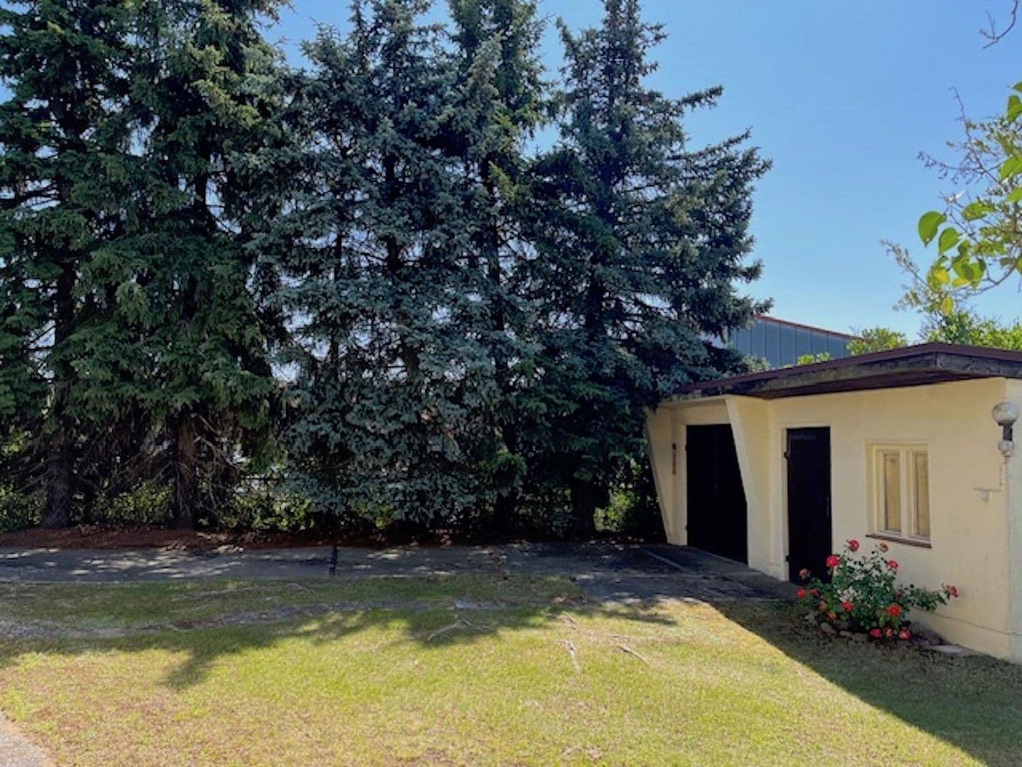 Prodej domu 120 m², pozemek 1.389 m², Rosa-Luxemburg-Straße 64, Jessen (Elster), Sasko-Anhaltsko Prodej domu 120 m², pozemek 1.389 m², Rosa-Luxemburg-Straße 64, Jessen (Elster), Sasko-Anhaltsko