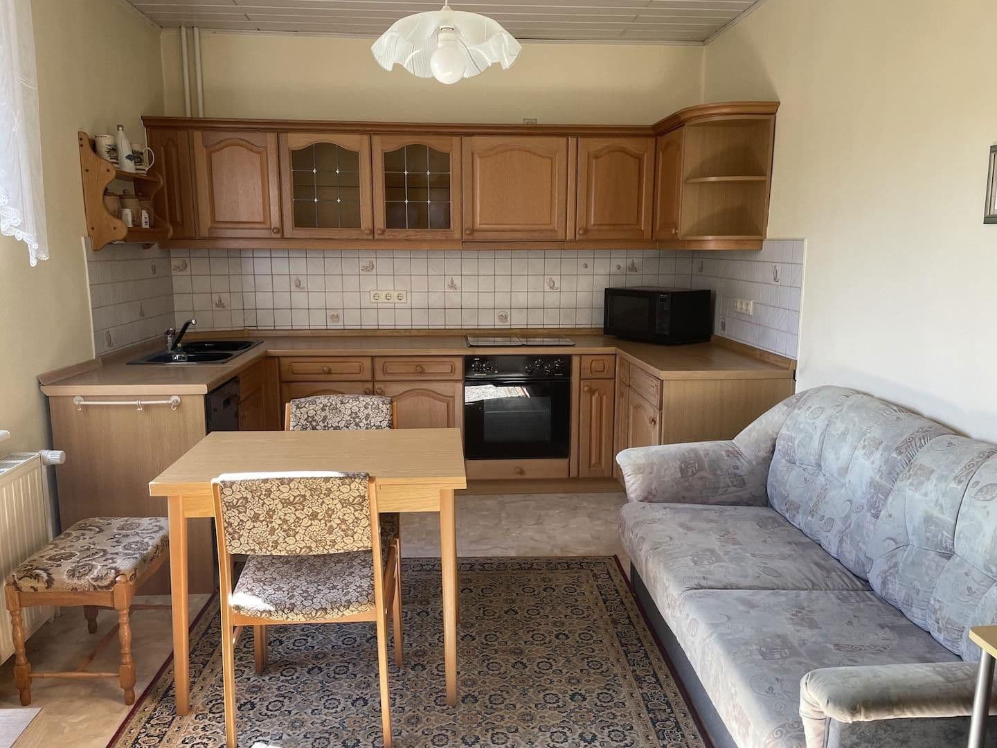 Prodej domu 120 m², pozemek 1.389 m², Rosa-Luxemburg-Straße 64, Jessen (Elster), Sasko-Anhaltsko Prodej domu 120 m², pozemek 1.389 m², Rosa-Luxemburg-Straße 64, Jessen (Elster), Sasko-Anhaltsko