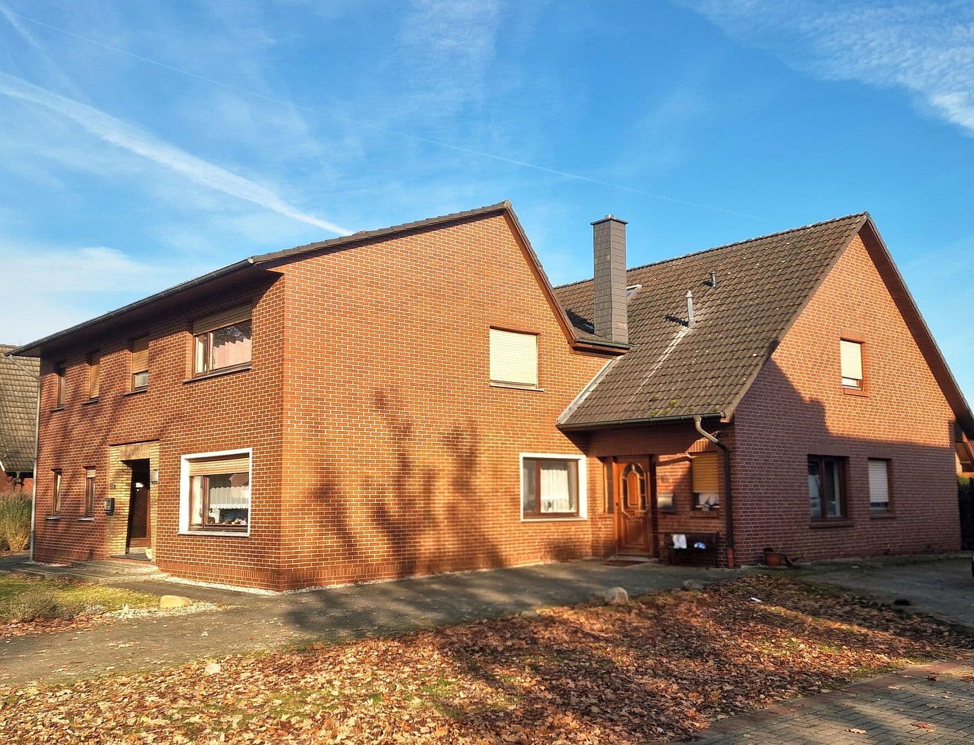 Prodej domu 324 m², pozemek 1.293 m², Garrel, Dolní Sasko Prodej domu 324 m², pozemek 1.293 m², Garrel, Dolní Sasko