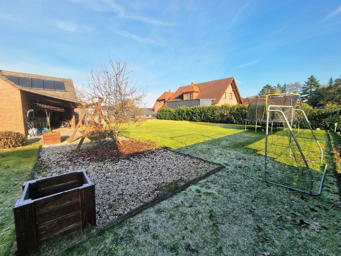 Prodej domu 324 m², pozemek 1.293 m², Garrel, Dolní Sasko Prodej domu 324 m², pozemek 1.293 m², Garrel, Dolní Sasko