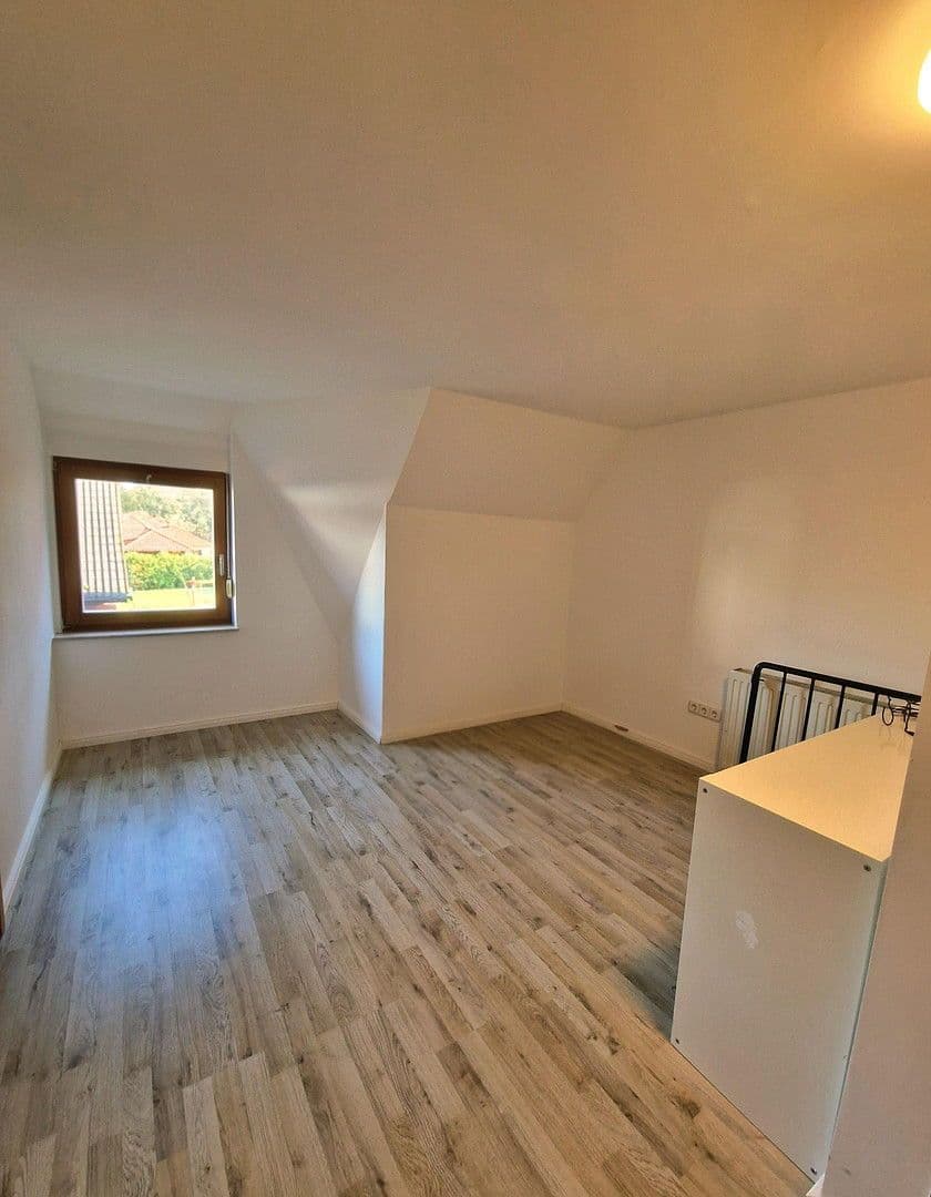 Prodej domu 324 m², pozemek 1.293 m², Garrel, Dolní Sasko Prodej domu 324 m², pozemek 1.293 m², Garrel, Dolní Sasko
