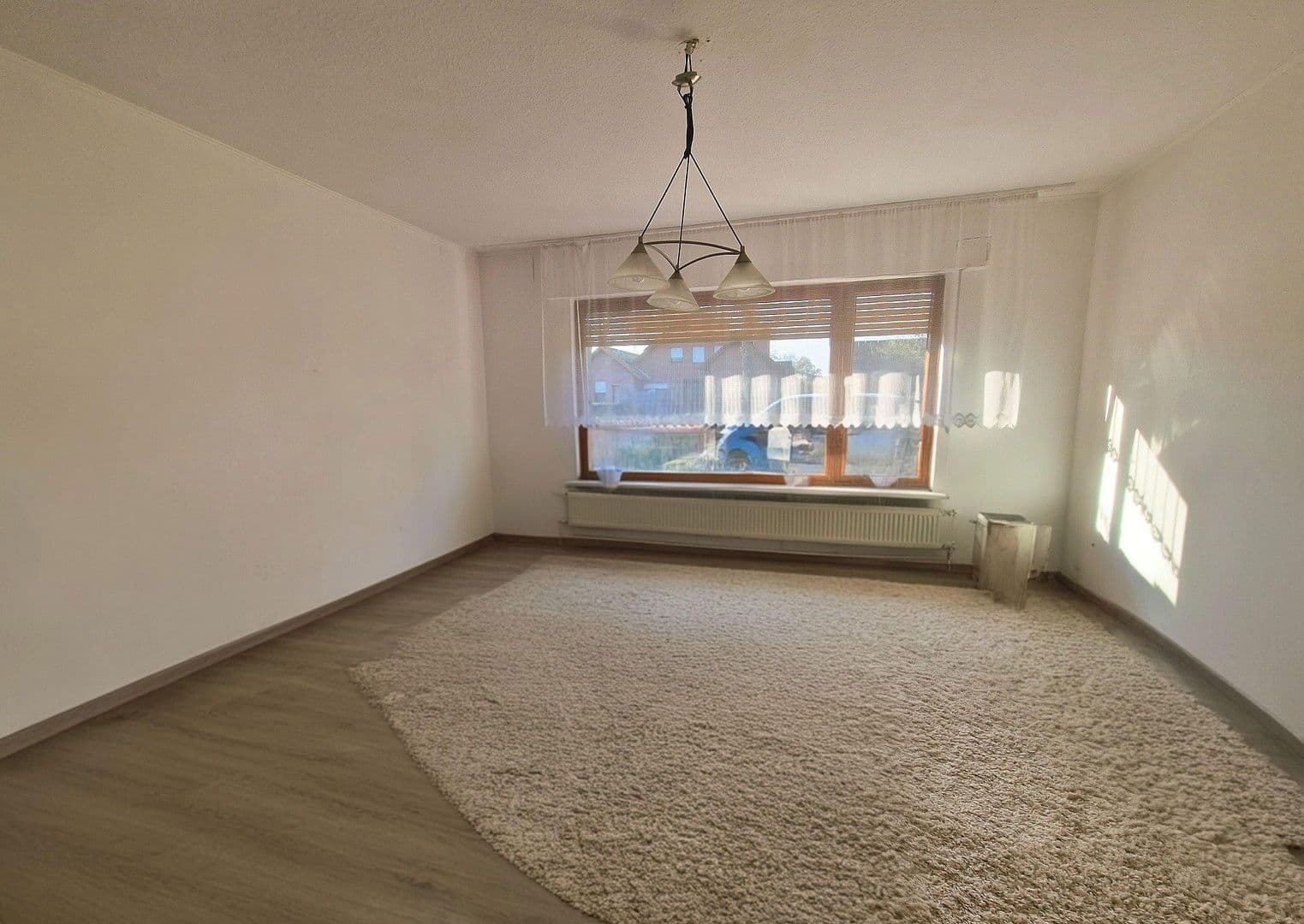 Prodej domu 324 m², pozemek 1.293 m², Garrel, Dolní Sasko Prodej domu 324 m², pozemek 1.293 m², Garrel, Dolní Sasko