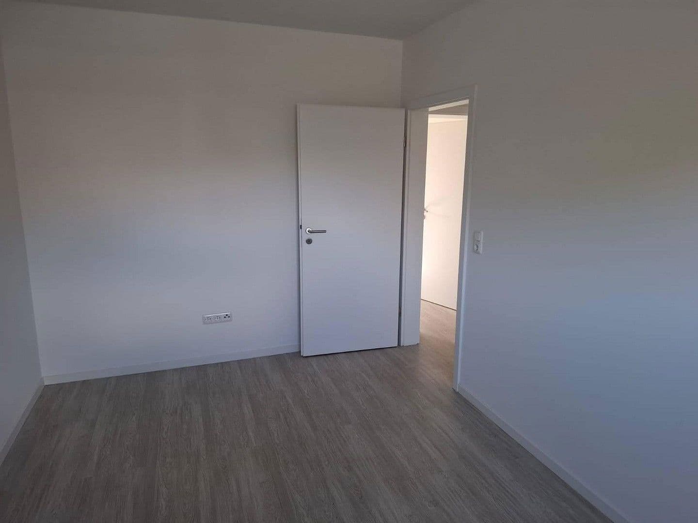 Prodej domu 511 m², pozemek 762 m², Ottostraße 36, Schneverdingen, Dolní Sasko Prodej domu 511 m², pozemek 762 m², Ottostraße 36, Schneverdingen, Dolní Sasko