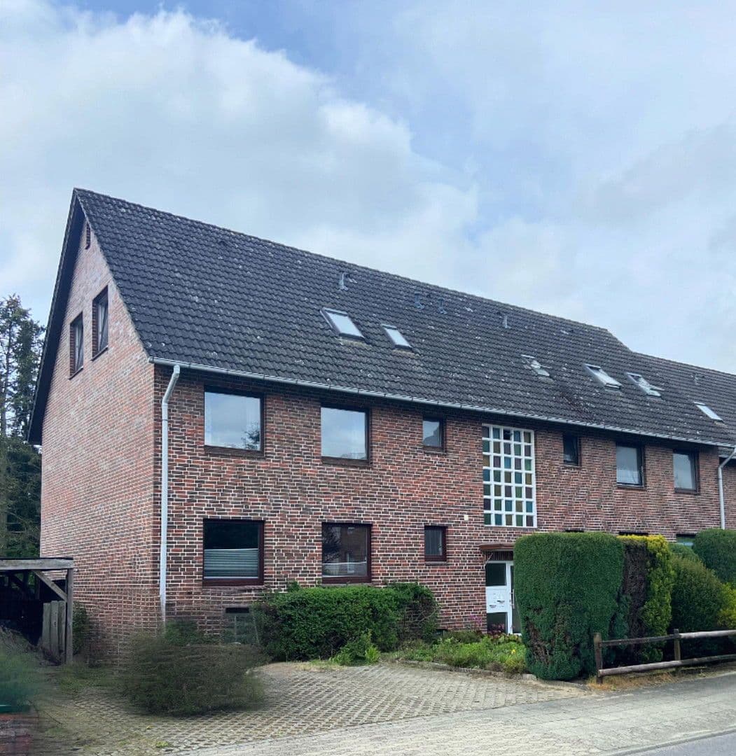 Prodej domu 511 m², pozemek 762 m², Ottostraße 36, Schneverdingen, Dolní Sasko Prodej domu 511 m², pozemek 762 m², Ottostraße 36, Schneverdingen, Dolní Sasko