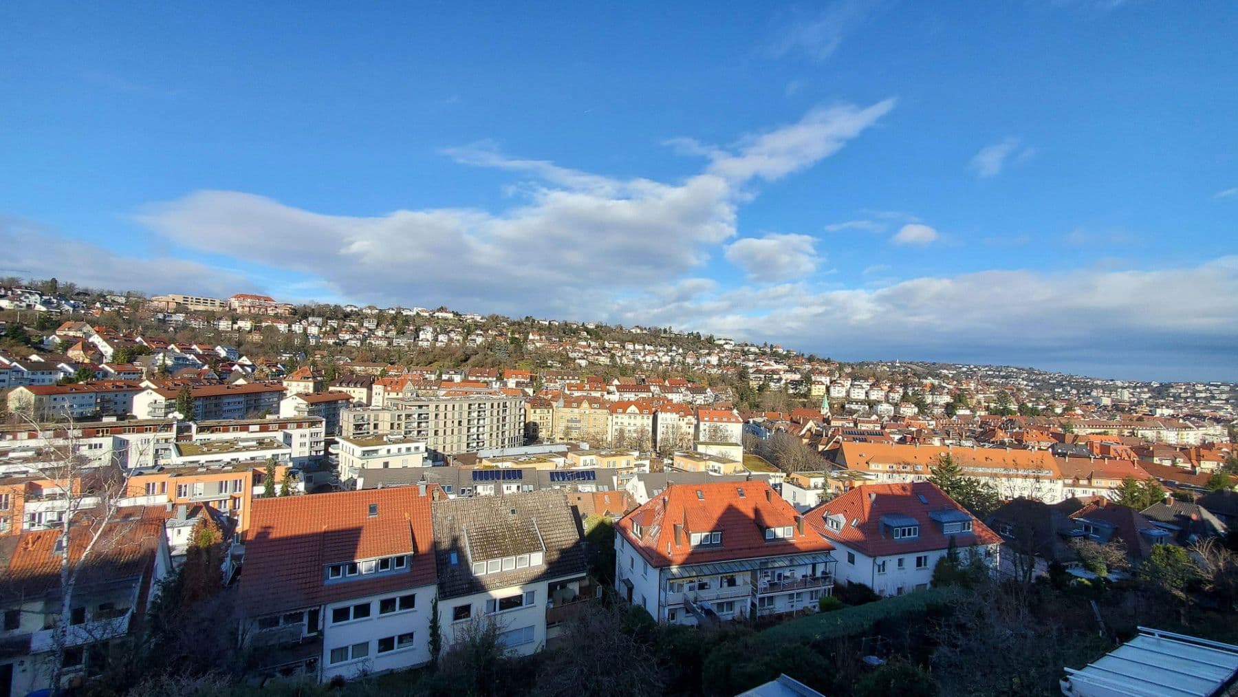 Pronájem bytu 3+1 82 m², Stuttgart, Bádensko-Württembersko Pronájem bytu 3+1 82 m², Stuttgart, Bádensko-Württembersko