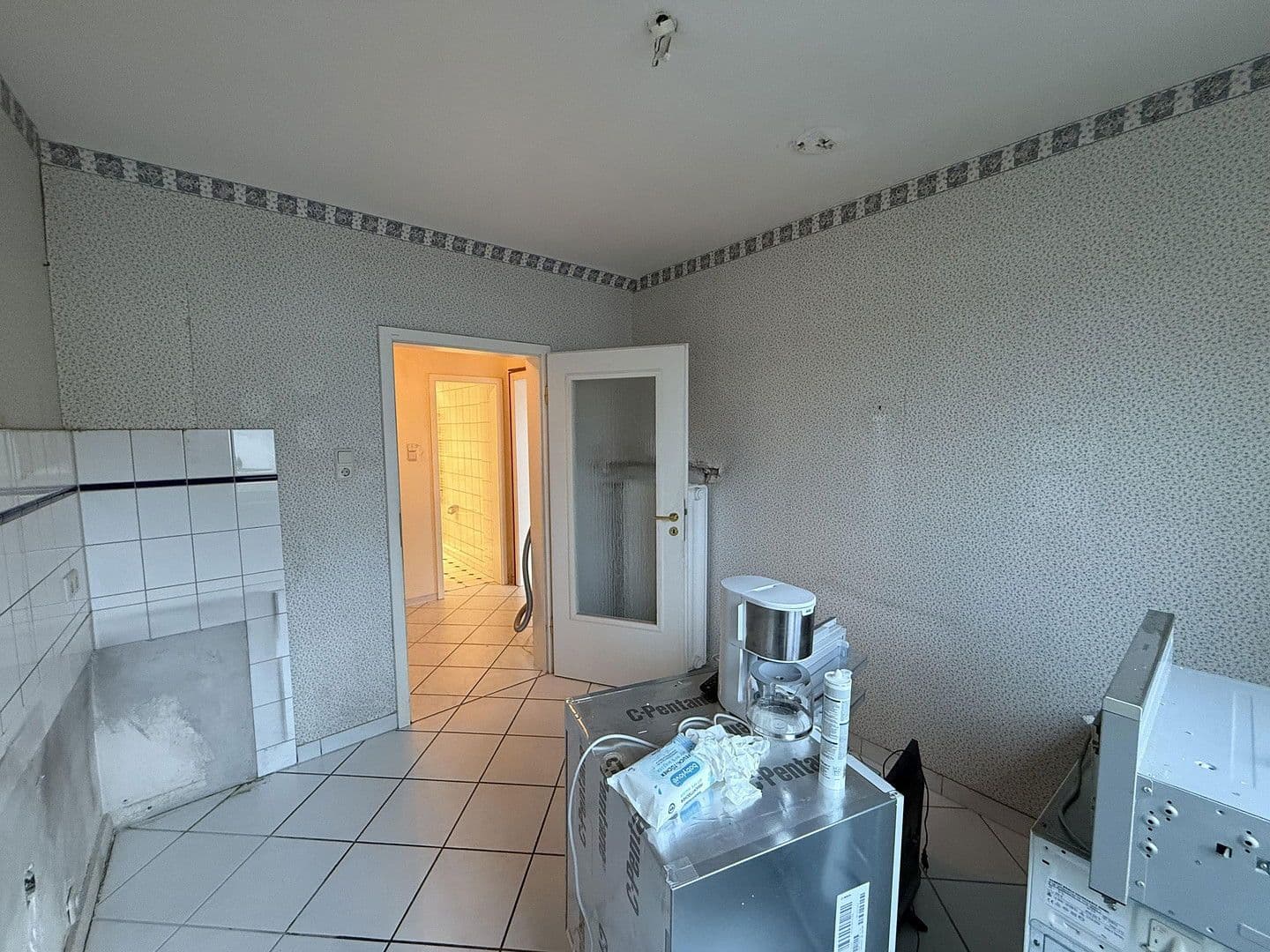 Pronájem bytu 1+1 40 m², Mannheim, Bádensko-Württembersko Pronájem bytu 1+1 40 m², Mannheim, Bádensko-Württembersko