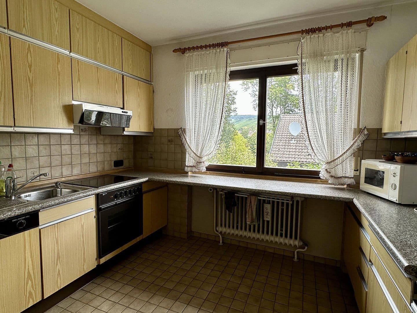 Prodej domu 137 m², pozemek 305 m², Remshalden, Bádensko-Württembersko Prodej domu 137 m², pozemek 305 m², Remshalden, Bádensko-Württembersko