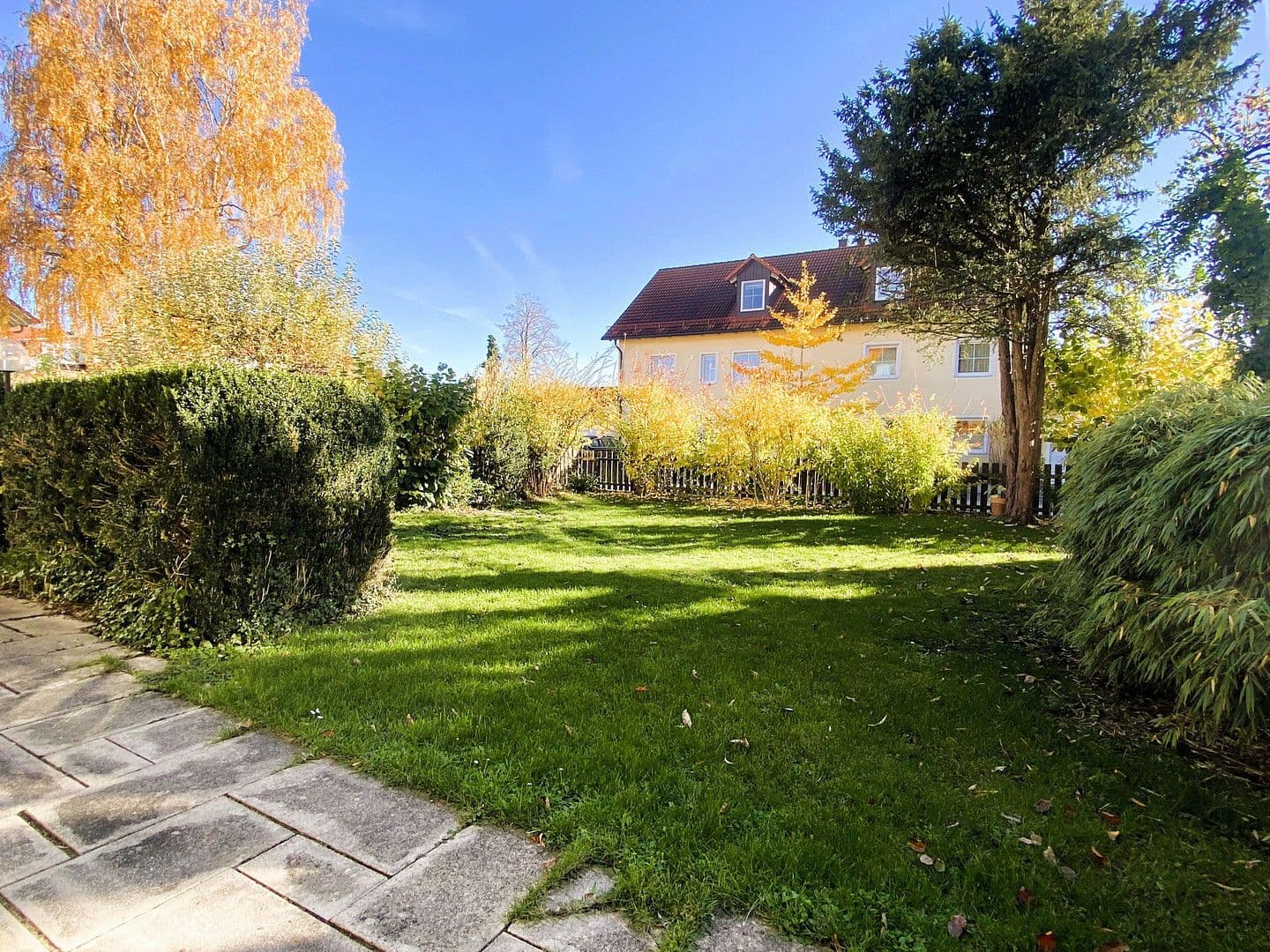 Prodej bytu 3+1 98 m², Neufahrn, Bavorsko Prodej bytu 3+1 98 m², Neufahrn, Bavorsko