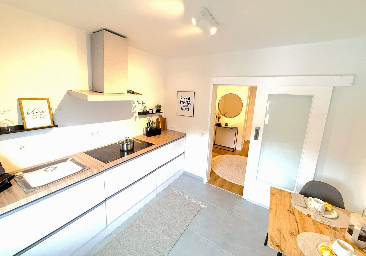 Prodej bytu 3+1 70 m², Saarbrücken, Země Sársko Prodej bytu 3+1 70 m², Saarbrücken, Země Sársko