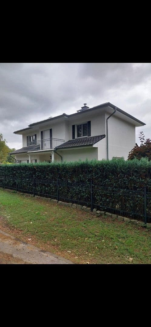 Prodej domu 135 m², pozemek 698 m², Falkensee, Braniborsko Prodej domu 135 m², pozemek 698 m², Falkensee, Braniborsko