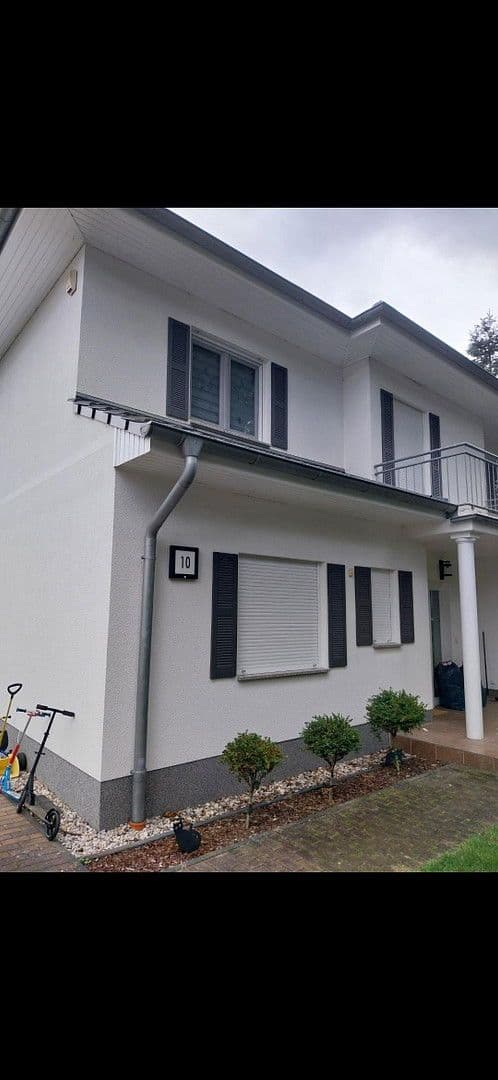 Prodej domu 135 m², pozemek 698 m², Falkensee, Braniborsko Prodej domu 135 m², pozemek 698 m², Falkensee, Braniborsko