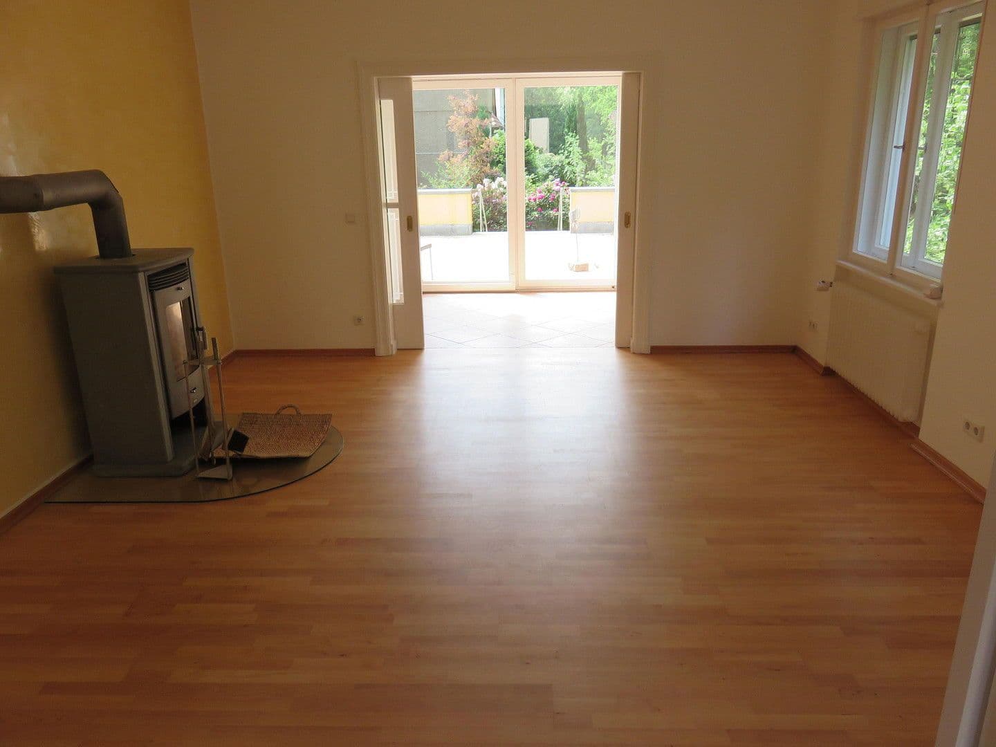 Prodej domu 220 m², pozemek 580 m², Mögeldorfer Weg 2, Berlin, Berlín Prodej domu 220 m², pozemek 580 m², Mögeldorfer Weg 2, Berlin, Berlín