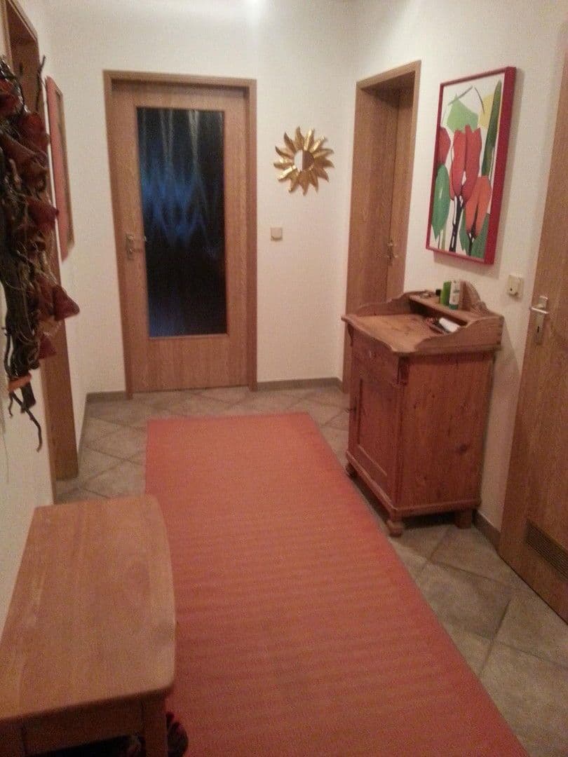 Pronájem bytu 3+1 84 m², Wilhermsdorf, Bavorsko Pronájem bytu 3+1 84 m², Wilhermsdorf, Bavorsko