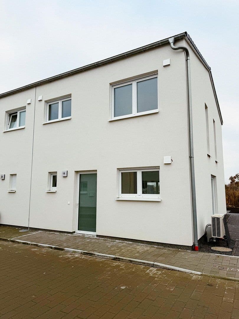 Pronájem domu 102 m², pozemek 150 m², Heidesee, Braniborsko Pronájem domu 102 m², pozemek 150 m², Heidesee, Braniborsko