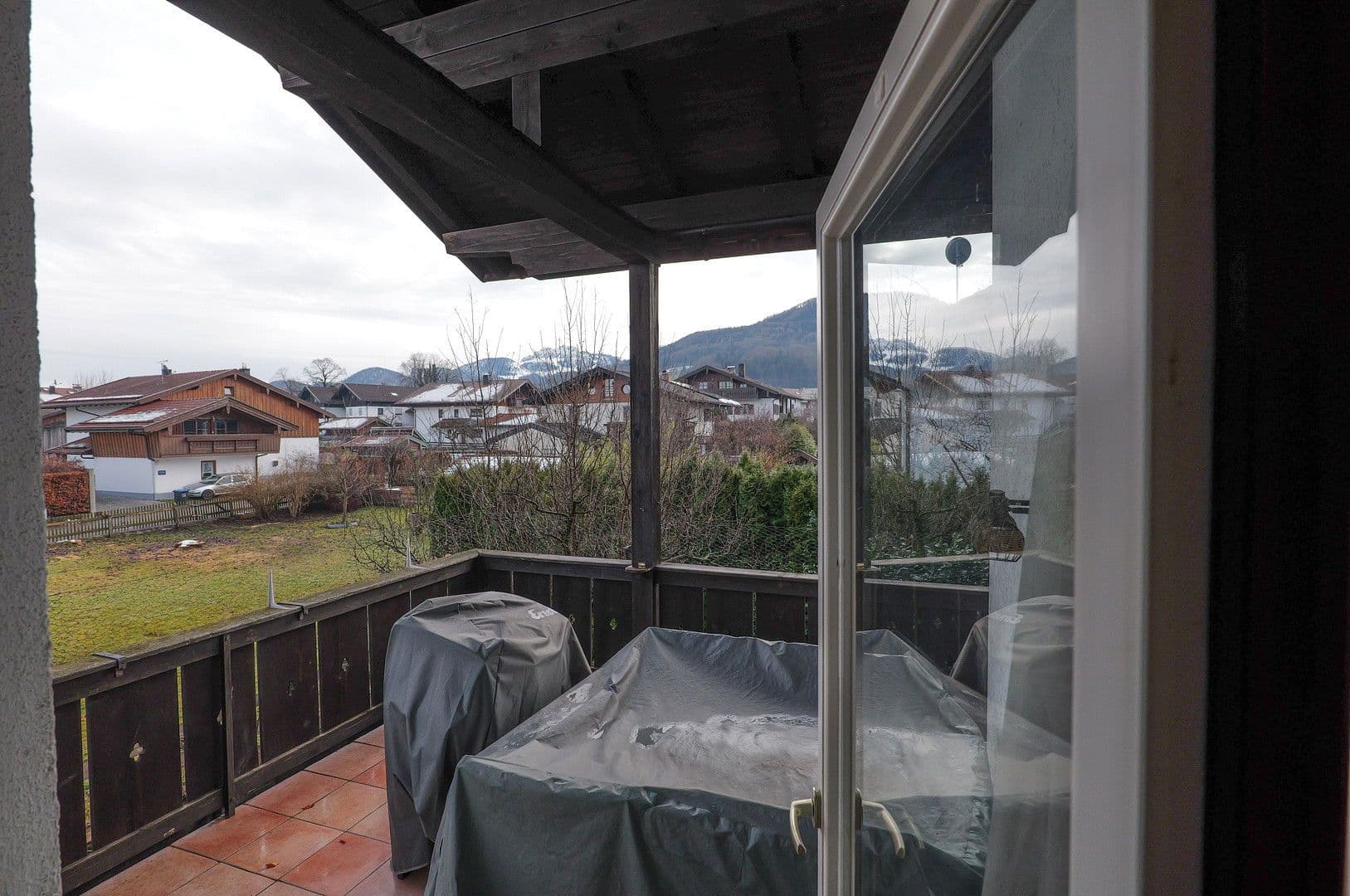 Prodej domu 234 m², pozemek 763 m², Laubensteinweg 10, Frasdorf, Bavorsko Prodej domu 234 m², pozemek 763 m², Laubensteinweg 10, Frasdorf, Bavorsko