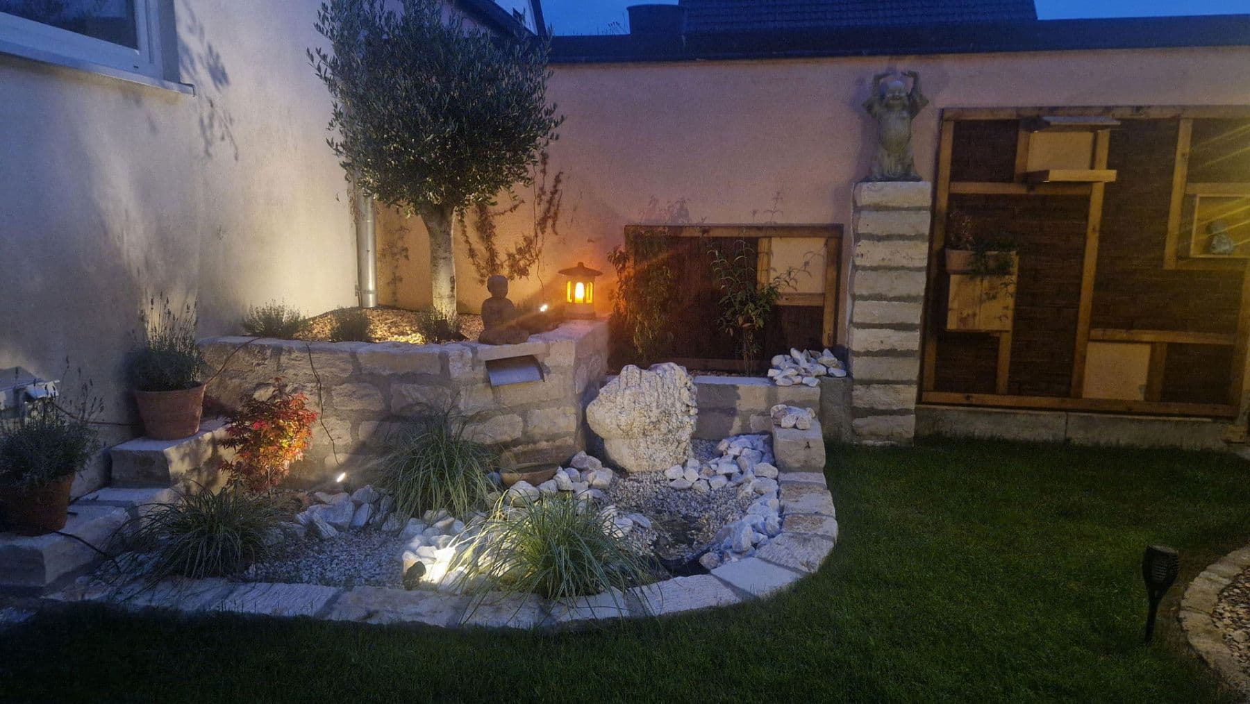 Prodej domu 1.122 m², pozemek 1.340 m², Redwitz a.d.Rodach, Bavorsko Prodej domu 1.122 m², pozemek 1.340 m², Redwitz a.d.Rodach, Bavorsko