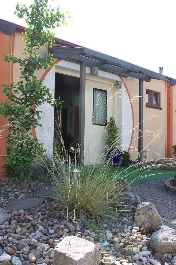 Prodej domu 1.122 m², pozemek 1.340 m², Redwitz a.d.Rodach, Bavorsko Prodej domu 1.122 m², pozemek 1.340 m², Redwitz a.d.Rodach, Bavorsko