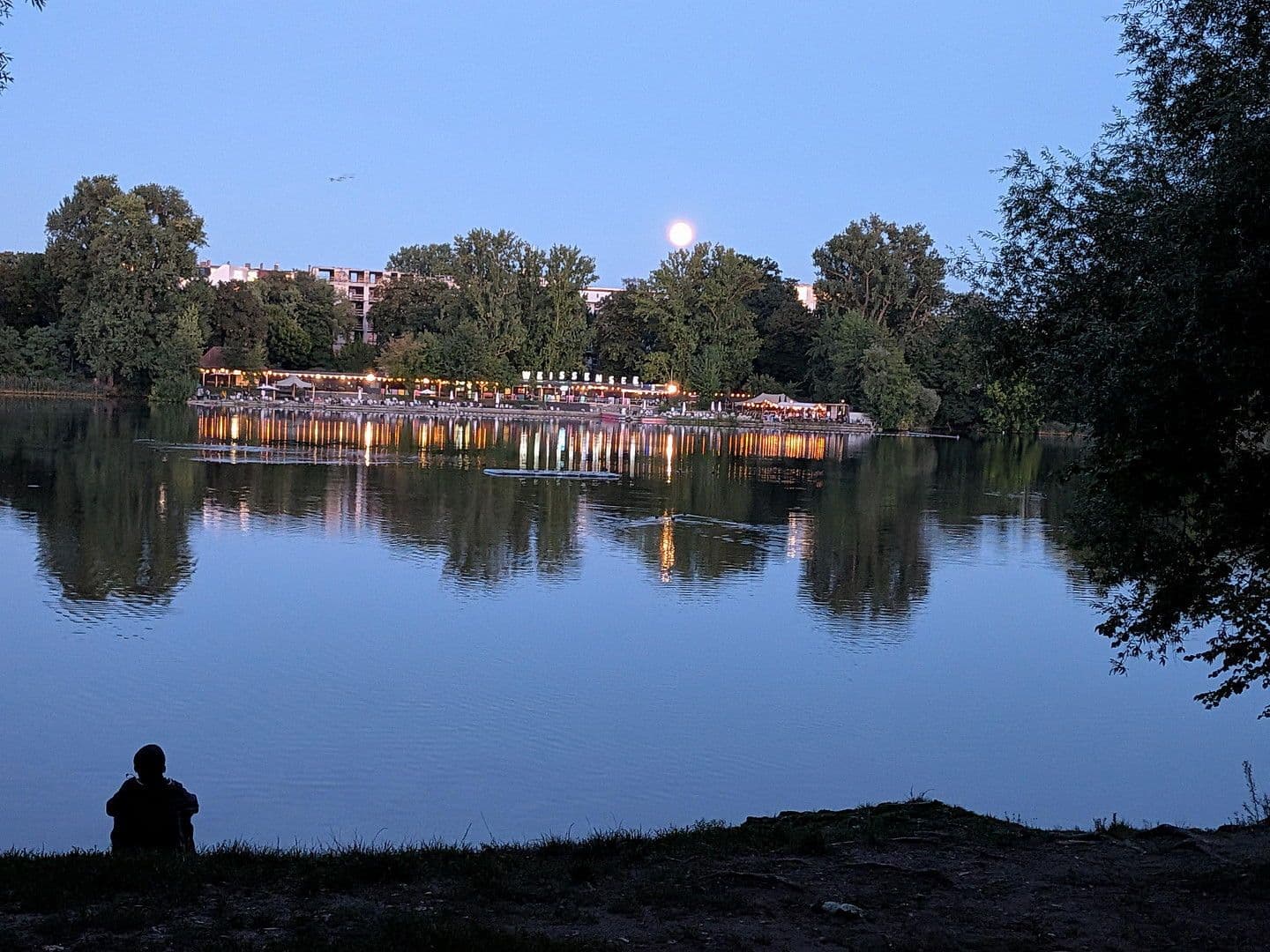 Prodej bytu 3+1 96 m², Berlin, Berlín Prodej bytu 3+1 96 m², Berlin, Berlín