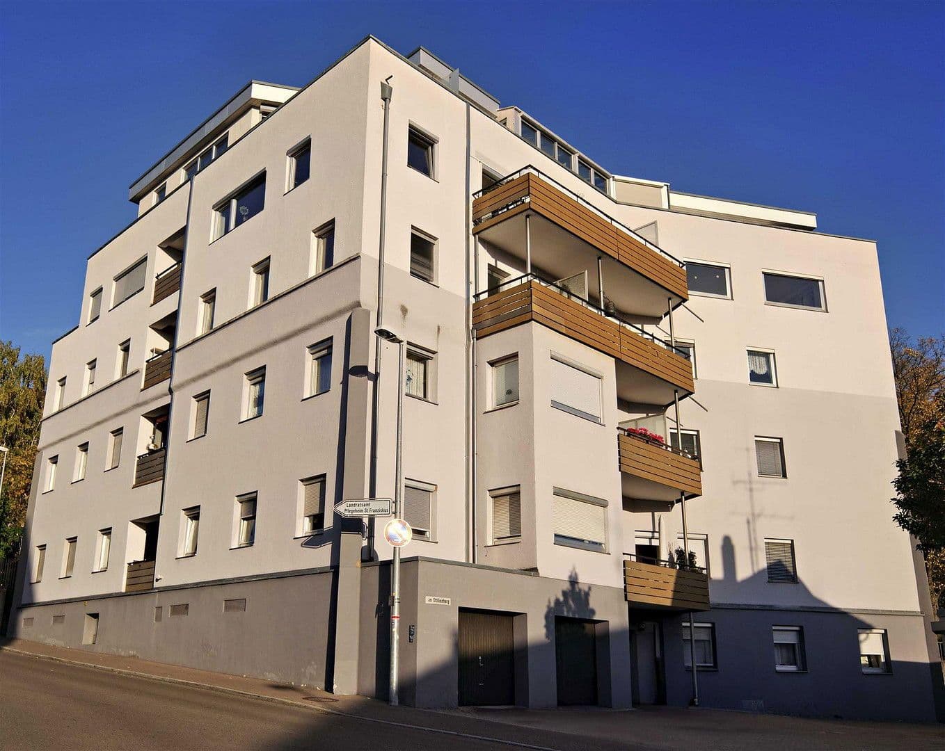 Pronájem bytu 1+1 38 m², Felsenstr. 37, Heidenheim an der Brenz, Bádensko-Württembersko Pronájem bytu 1+1 38 m², Felsenstr. 37, Heidenheim an der Brenz, Bádensko-Württembersko