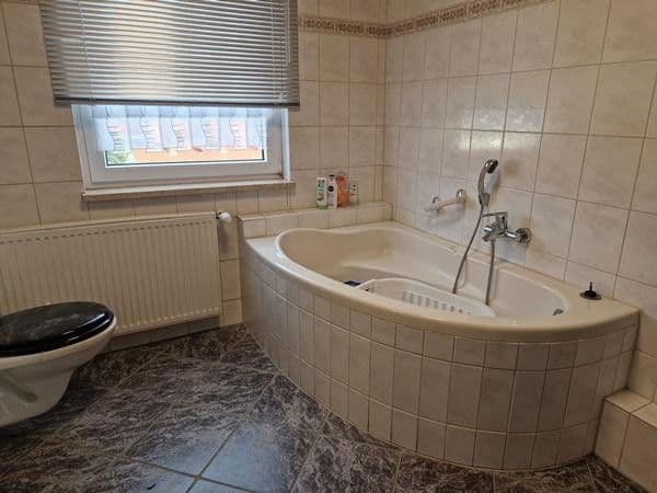 Prodej bytu 4+1 70 m², Krayenberggemeinde, Durynsko Prodej bytu 4+1 70 m², Krayenberggemeinde, Durynsko