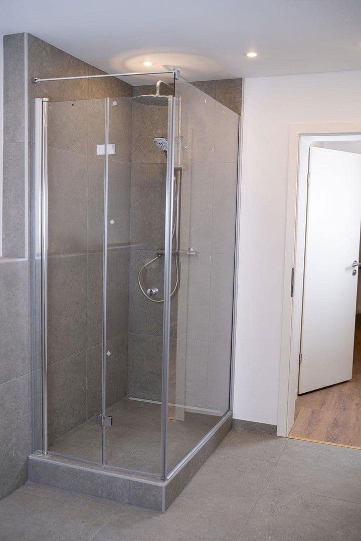 Prodej domu 140 m², pozemek 250 m², Zirndorfer Str. 9, Nürnberg, Bavorsko Prodej domu 140 m², pozemek 250 m², Zirndorfer Str. 9, Nürnberg, Bavorsko