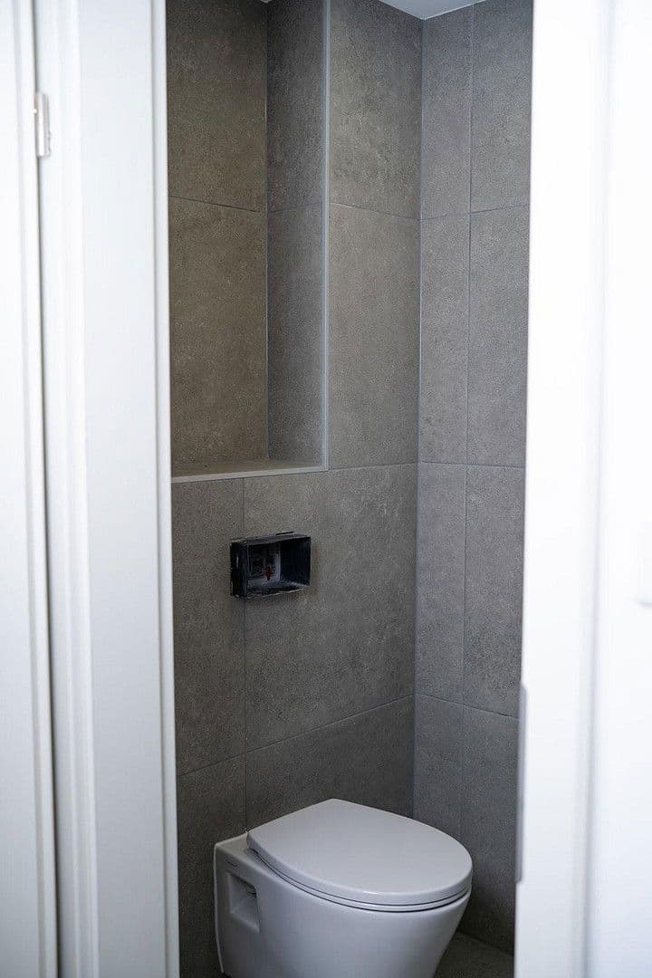 Prodej domu 140 m², pozemek 250 m², Zirndorfer Str. 9, Nürnberg, Bavorsko Prodej domu 140 m², pozemek 250 m², Zirndorfer Str. 9, Nürnberg, Bavorsko