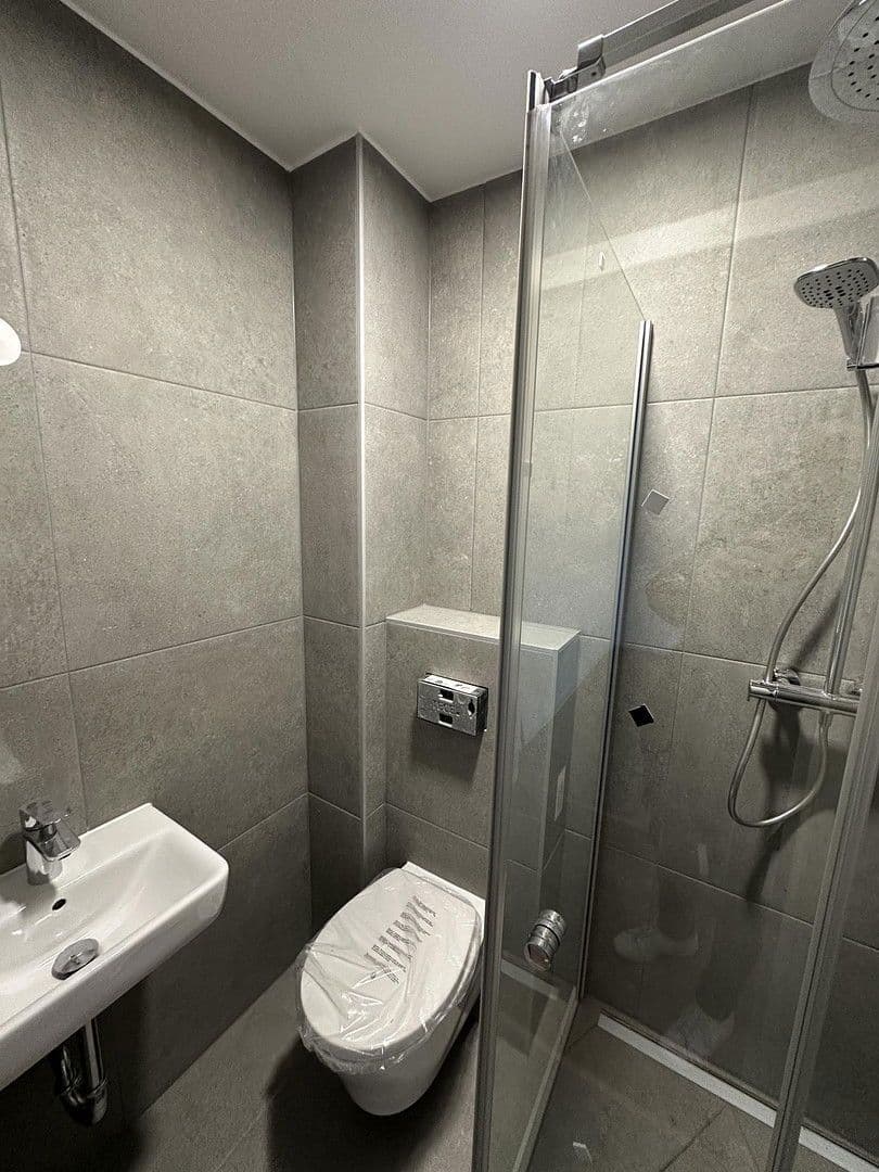 Prodej domu 140 m², pozemek 250 m², Zirndorfer Str. 9, Nürnberg, Bavorsko Prodej domu 140 m², pozemek 250 m², Zirndorfer Str. 9, Nürnberg, Bavorsko