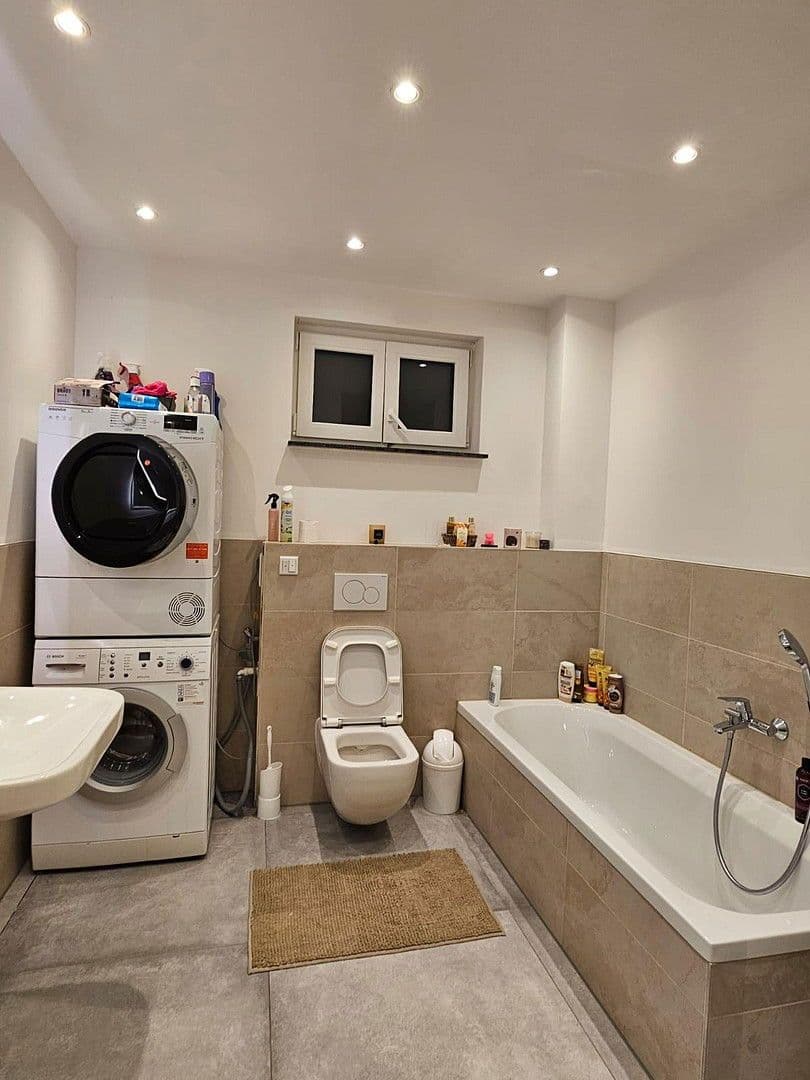 Pronájem bytu 3+1 82 m², Erlensee, Hessen Pronájem bytu 3+1 82 m², Erlensee, Hessen