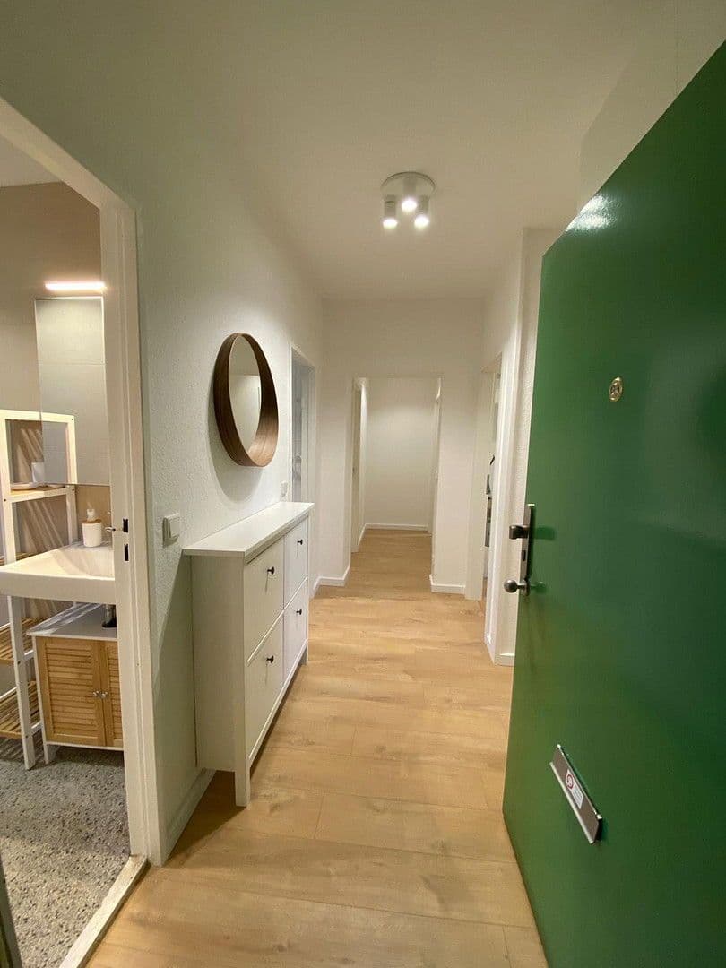 Pronájem bytu 4+1 66 m², Gritznerstraße, Berlin, Berlín Pronájem bytu 4+1 66 m², Gritznerstraße, Berlin, Berlín