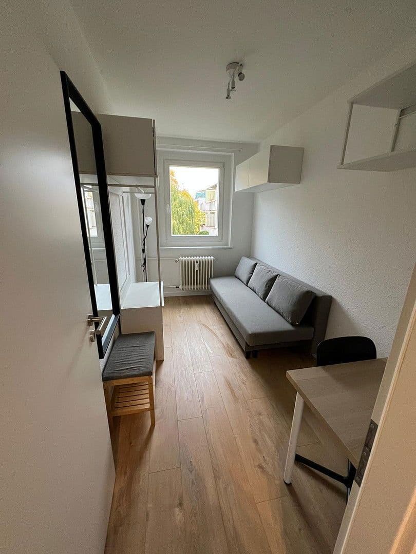 Pronájem bytu 4+1 66 m², Gritznerstraße, Berlin, Berlín Pronájem bytu 4+1 66 m², Gritznerstraße, Berlin, Berlín