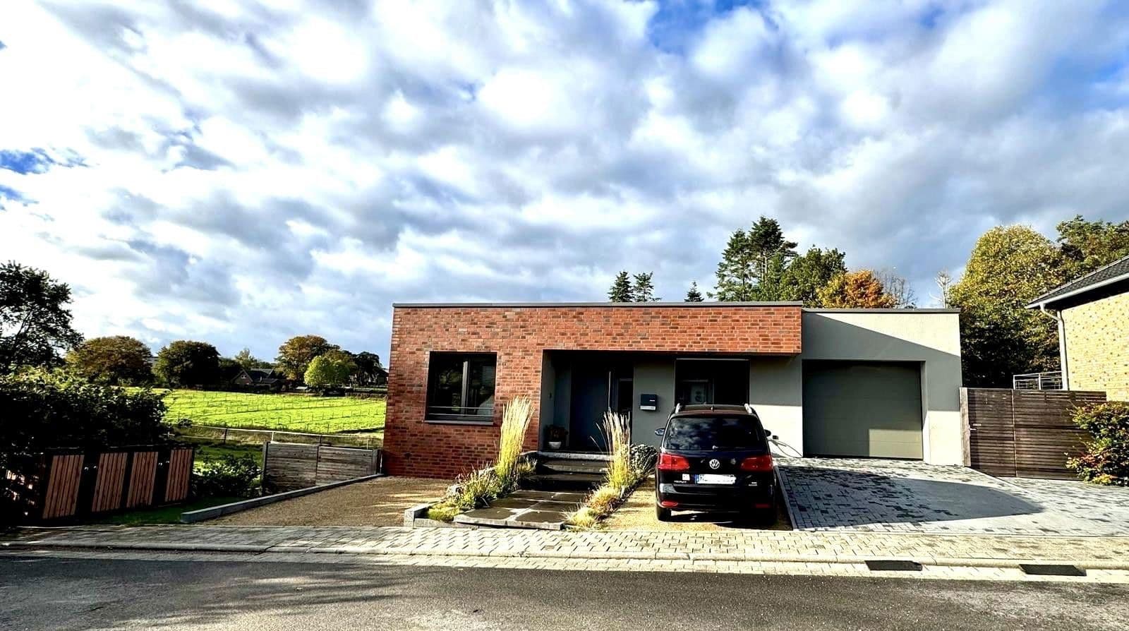 Prodej domu 212 m², pozemek 736 m², Wassenberg, Severní Porýní-Vestfálsko Prodej domu 212 m², pozemek 736 m², Wassenberg, Severní Porýní-Vestfálsko