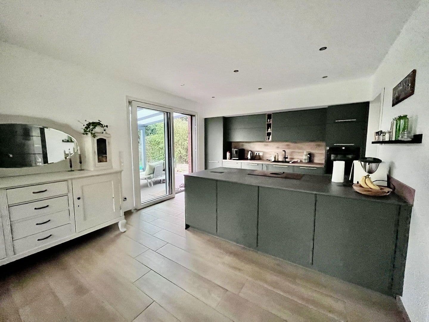 Prodej domu 212 m², pozemek 736 m², Wassenberg, Severní Porýní-Vestfálsko Prodej domu 212 m², pozemek 736 m², Wassenberg, Severní Porýní-Vestfálsko