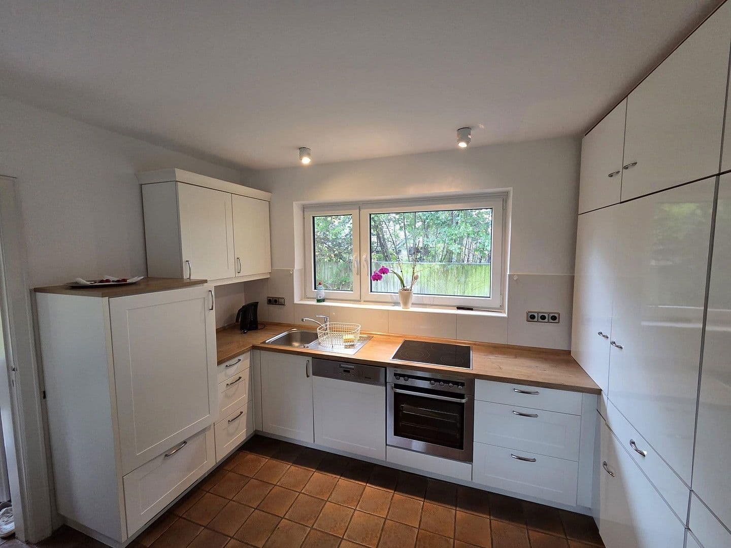 Pronájem domu 160 m², pozemek 2.300 m², Großenwiehe, Šlesvicko-Holštýnsko Pronájem domu 160 m², pozemek 2.300 m², Großenwiehe, Šlesvicko-Holštýnsko