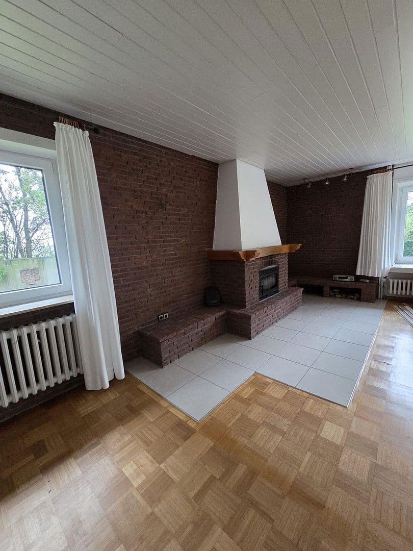 Pronájem domu 160 m², pozemek 2.300 m², Großenwiehe, Šlesvicko-Holštýnsko Pronájem domu 160 m², pozemek 2.300 m², Großenwiehe, Šlesvicko-Holštýnsko