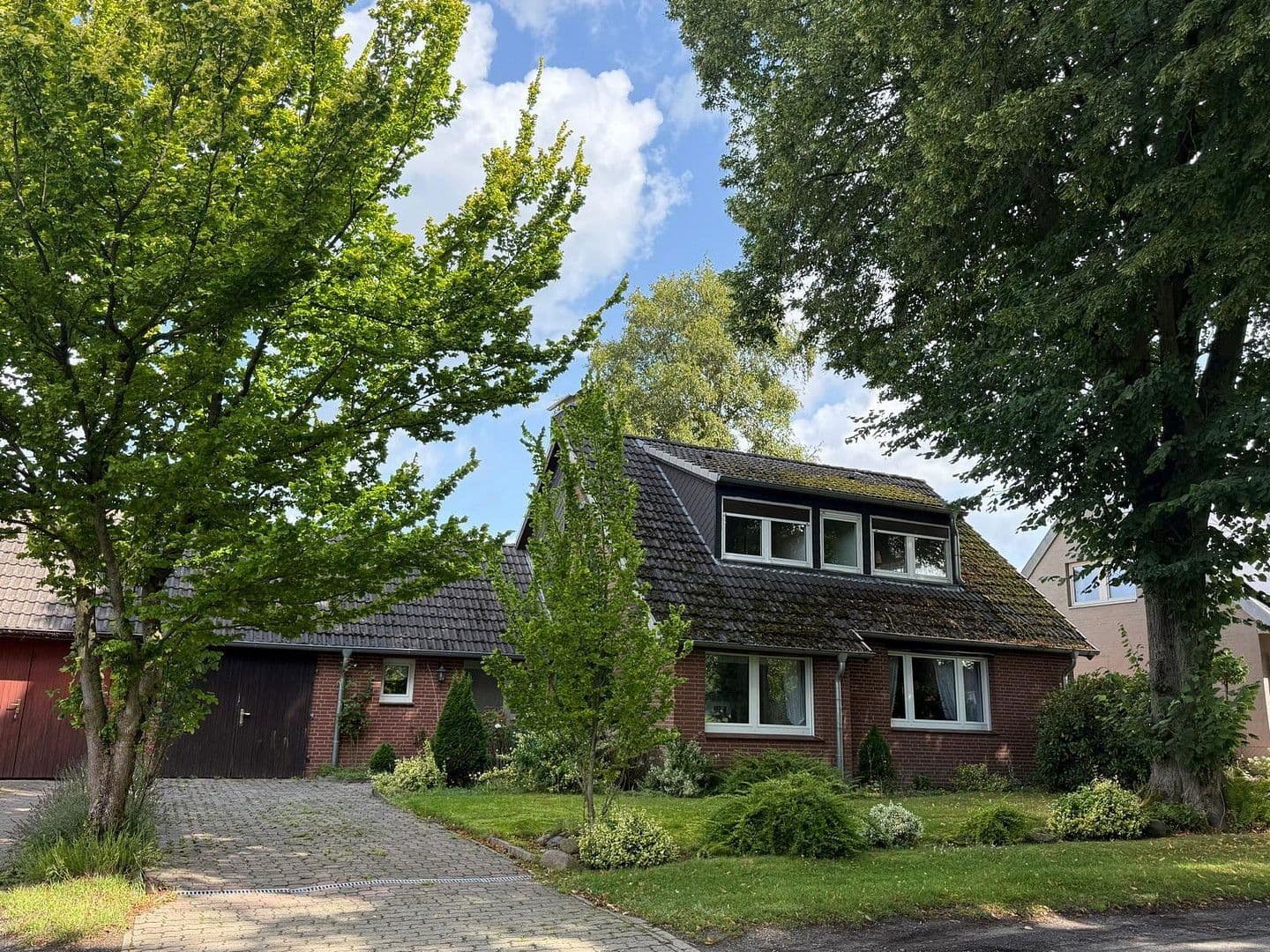 Prodej domu 100 m², pozemek 769 m², Osterholz-Scharmbeck, Dolní Sasko Prodej domu 100 m², pozemek 769 m², Osterholz-Scharmbeck, Dolní Sasko