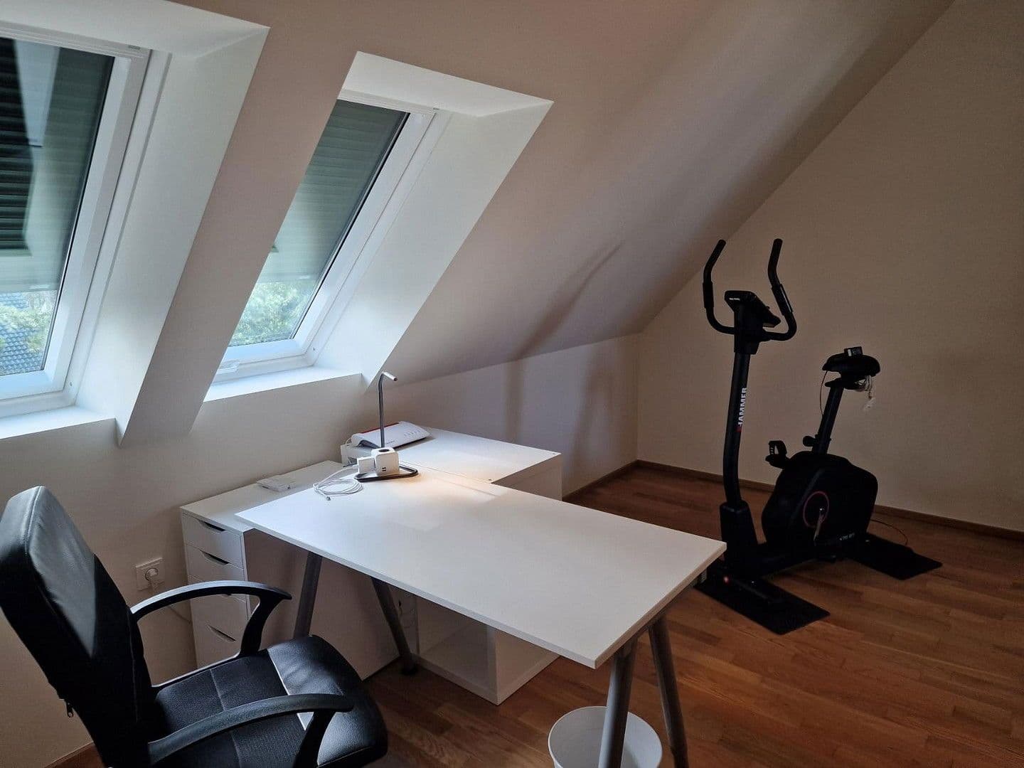 Pronájem bytu 4+kk 115 m², Ratingen, Severní Porýní-Vestfálsko Pronájem bytu 4+kk 115 m², Ratingen, Severní Porýní-Vestfálsko