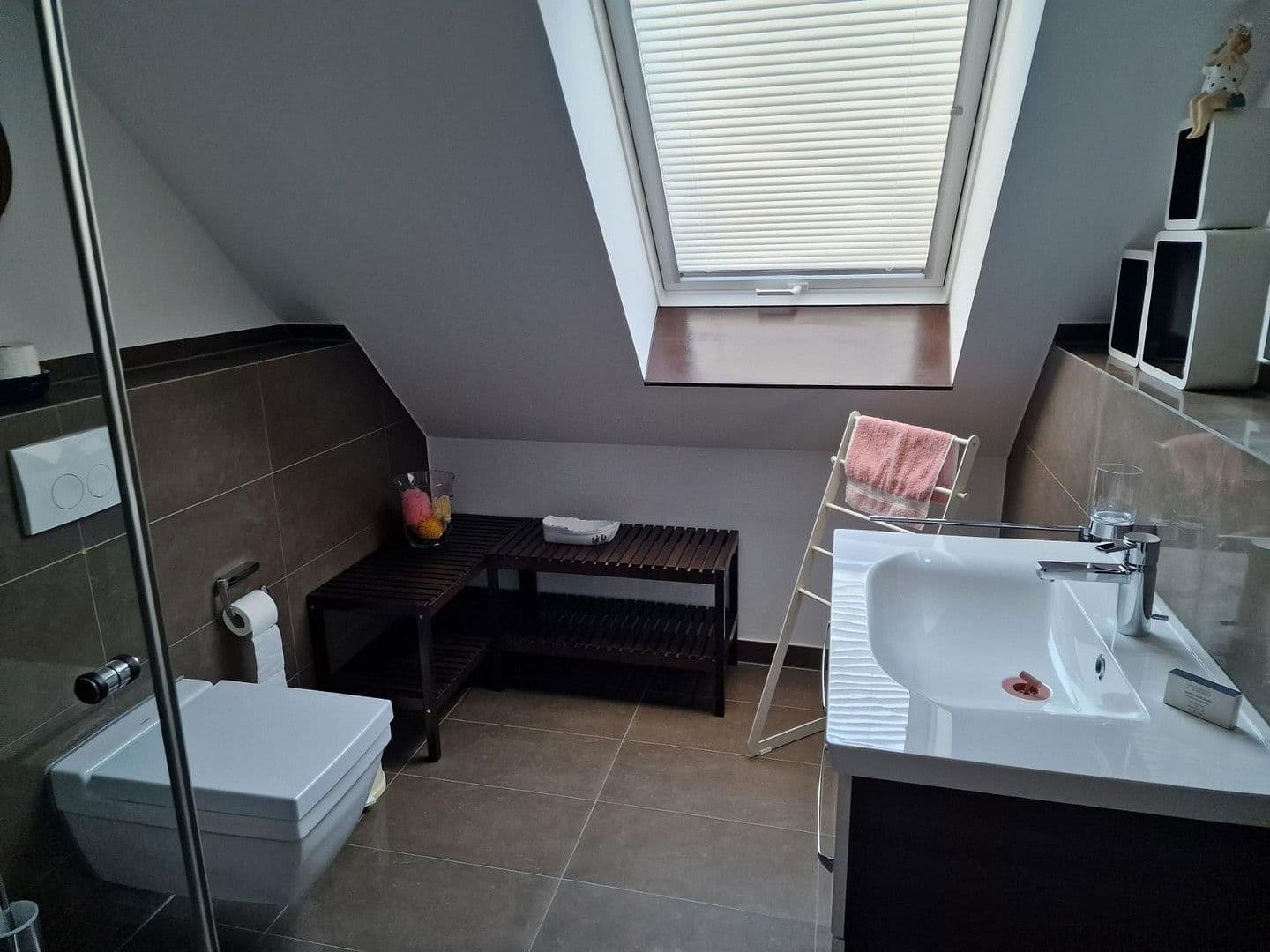 Pronájem bytu 4+kk 115 m², Ratingen, Severní Porýní-Vestfálsko Pronájem bytu 4+kk 115 m², Ratingen, Severní Porýní-Vestfálsko