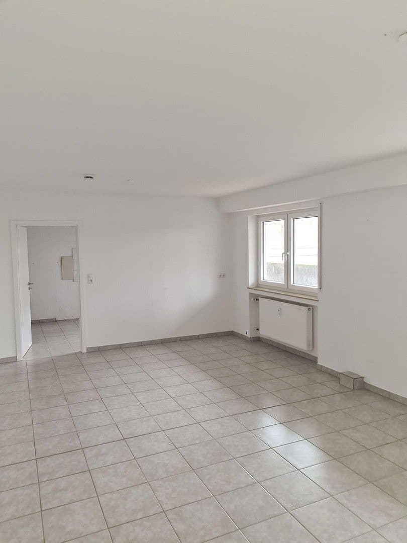 Pronájem bytu 3+kk 110 m², Sinntal, Hessen Pronájem bytu 3+kk 110 m², Sinntal, Hessen