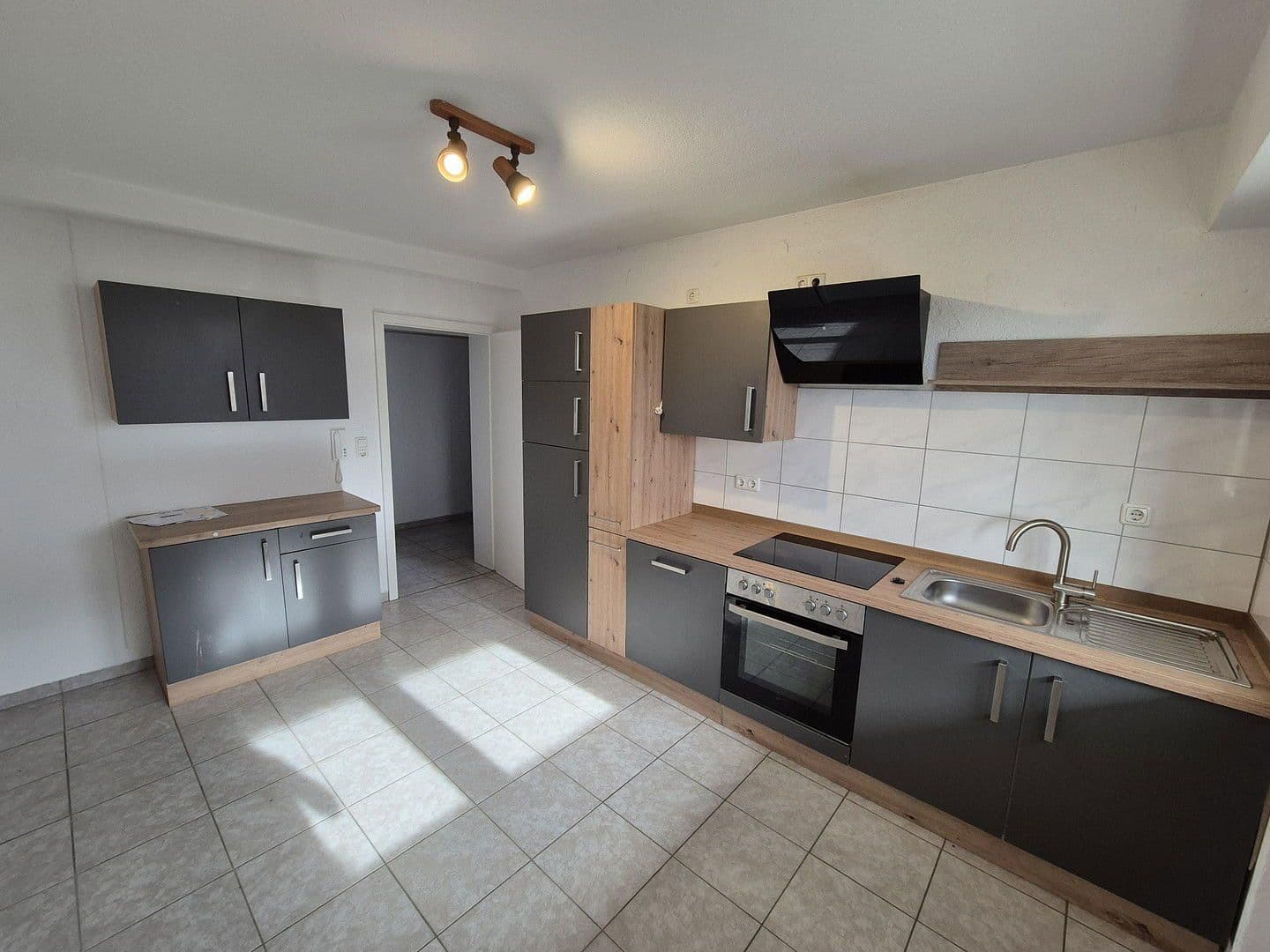 Pronájem bytu 3+kk 110 m², Sinntal, Hessen Pronájem bytu 3+kk 110 m², Sinntal, Hessen