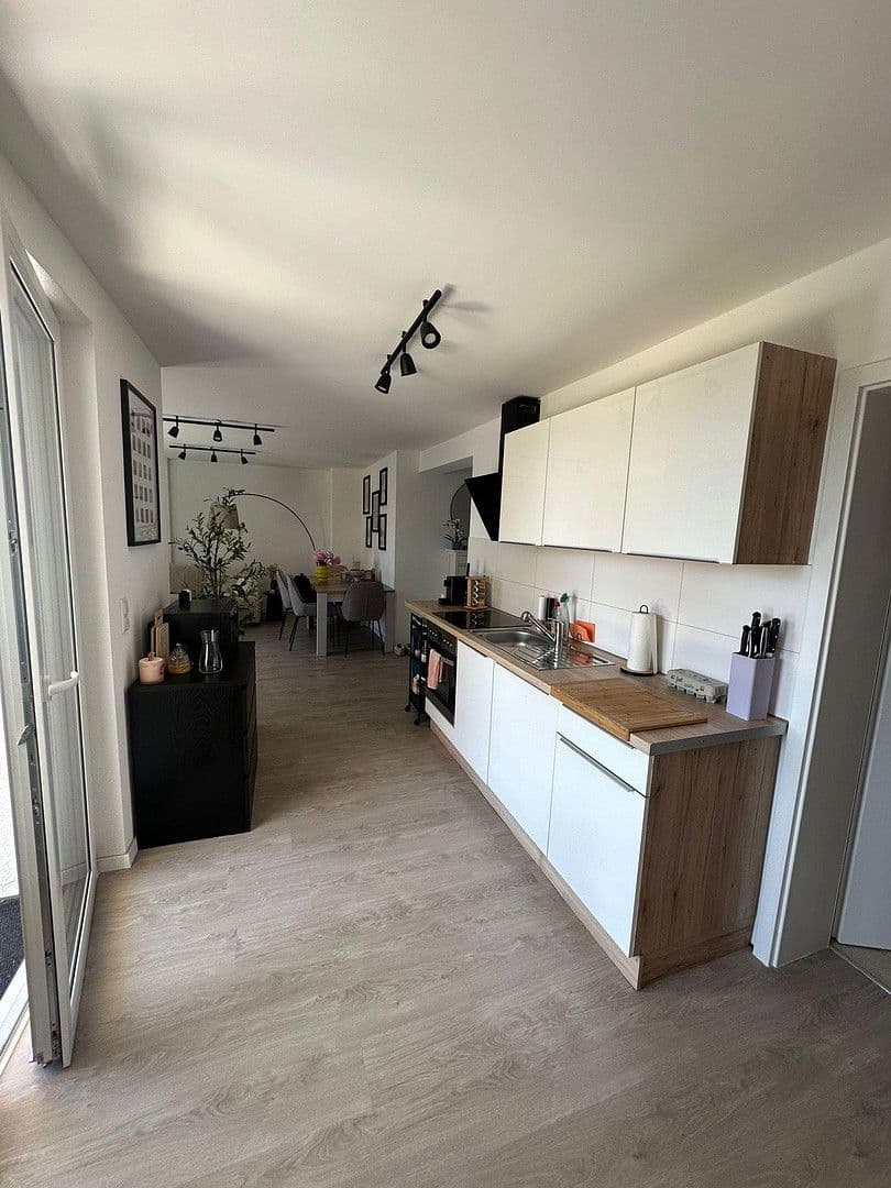 Pronájem bytu 2+1 58 m², Leinfelden-Echterdingen, Bádensko-Württembersko Pronájem bytu 2+1 58 m², Leinfelden-Echterdingen, Bádensko-Württembersko