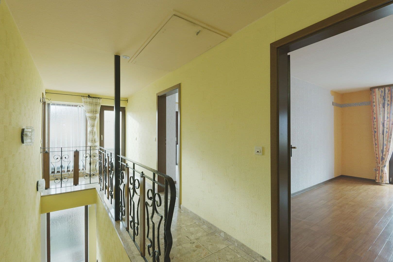 Prodej domu 187 m², pozemek 572 m², Laubach, Porýní-Falc Prodej domu 187 m², pozemek 572 m², Laubach, Porýní-Falc