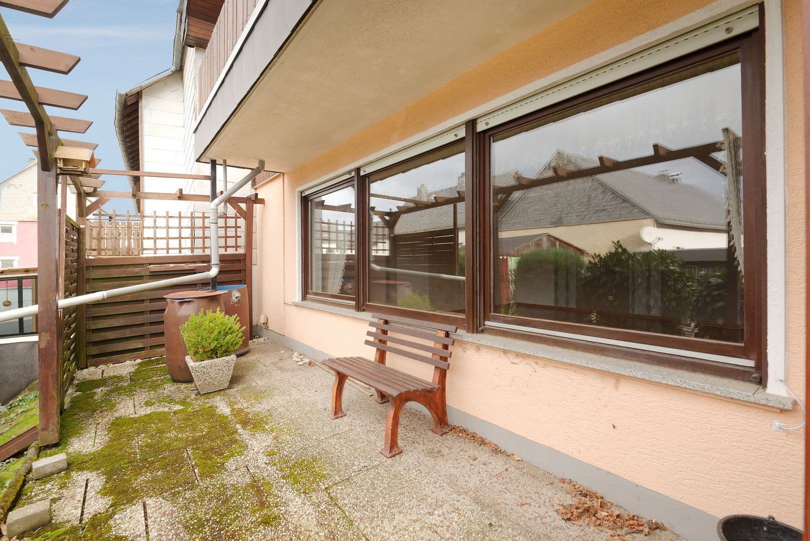 Prodej domu 187 m², pozemek 572 m², Laubach, Porýní-Falc Prodej domu 187 m², pozemek 572 m², Laubach, Porýní-Falc