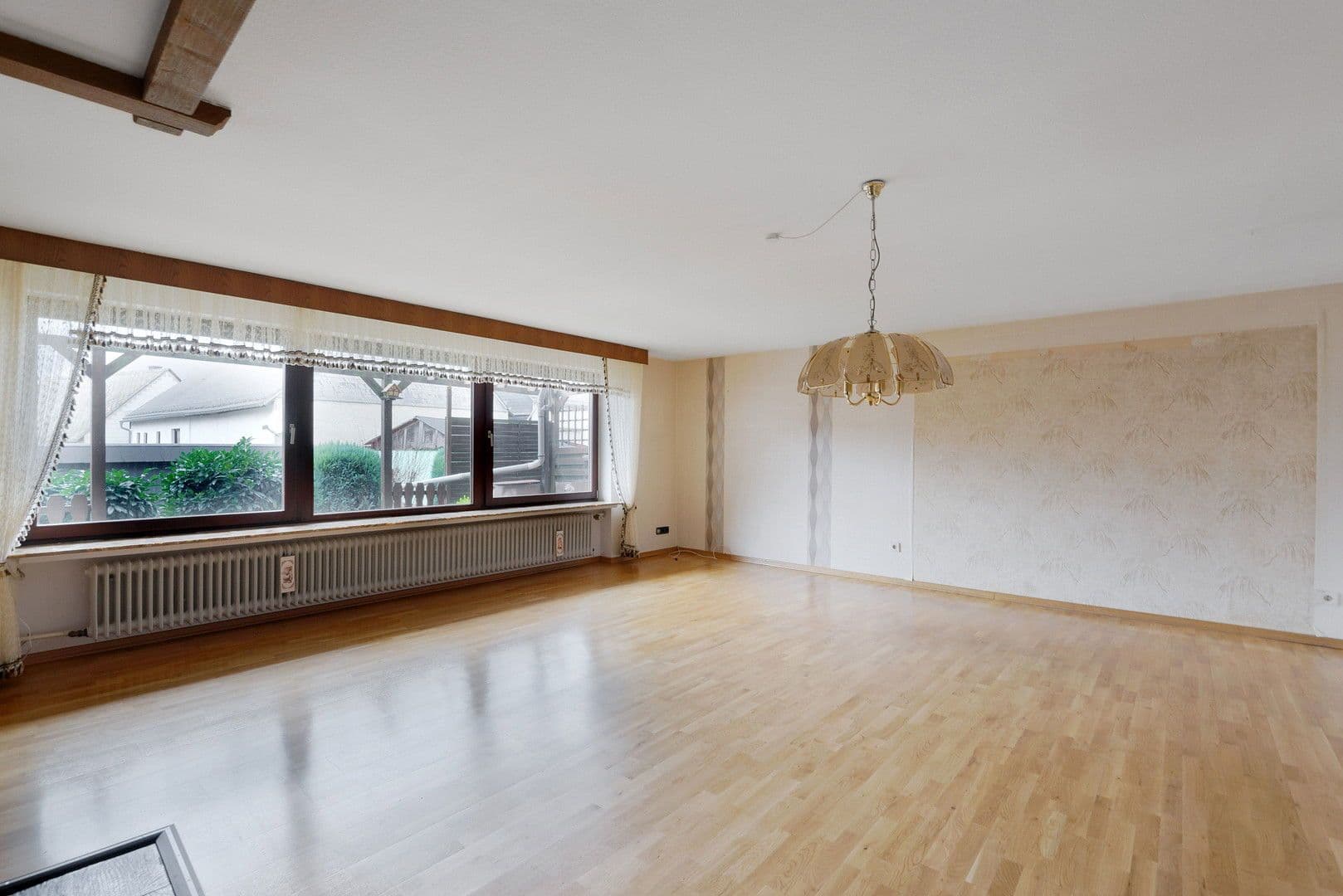 Prodej domu 187 m², pozemek 572 m², Laubach, Porýní-Falc Prodej domu 187 m², pozemek 572 m², Laubach, Porýní-Falc