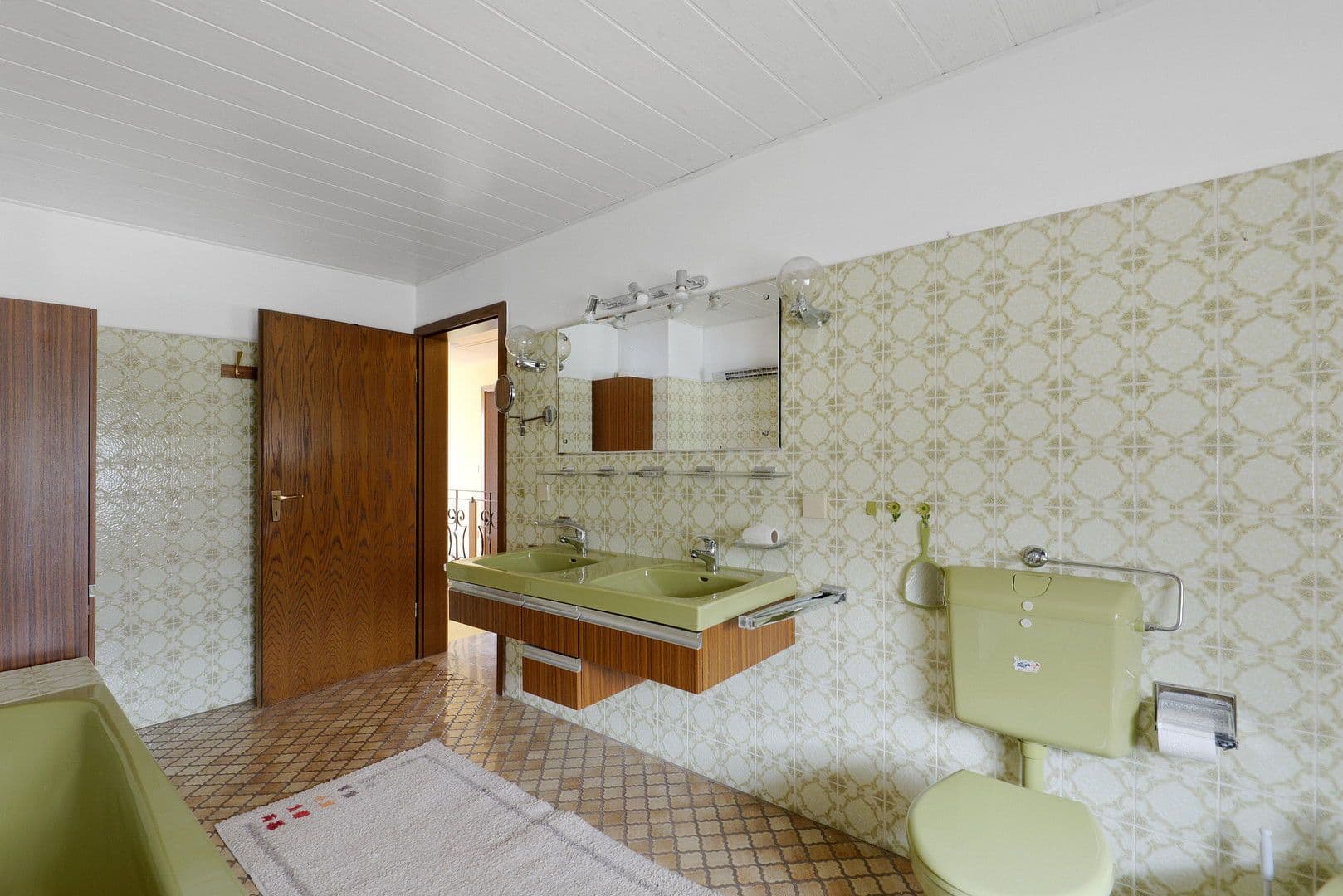 Prodej domu 187 m², pozemek 572 m², Laubach, Porýní-Falc Prodej domu 187 m², pozemek 572 m², Laubach, Porýní-Falc