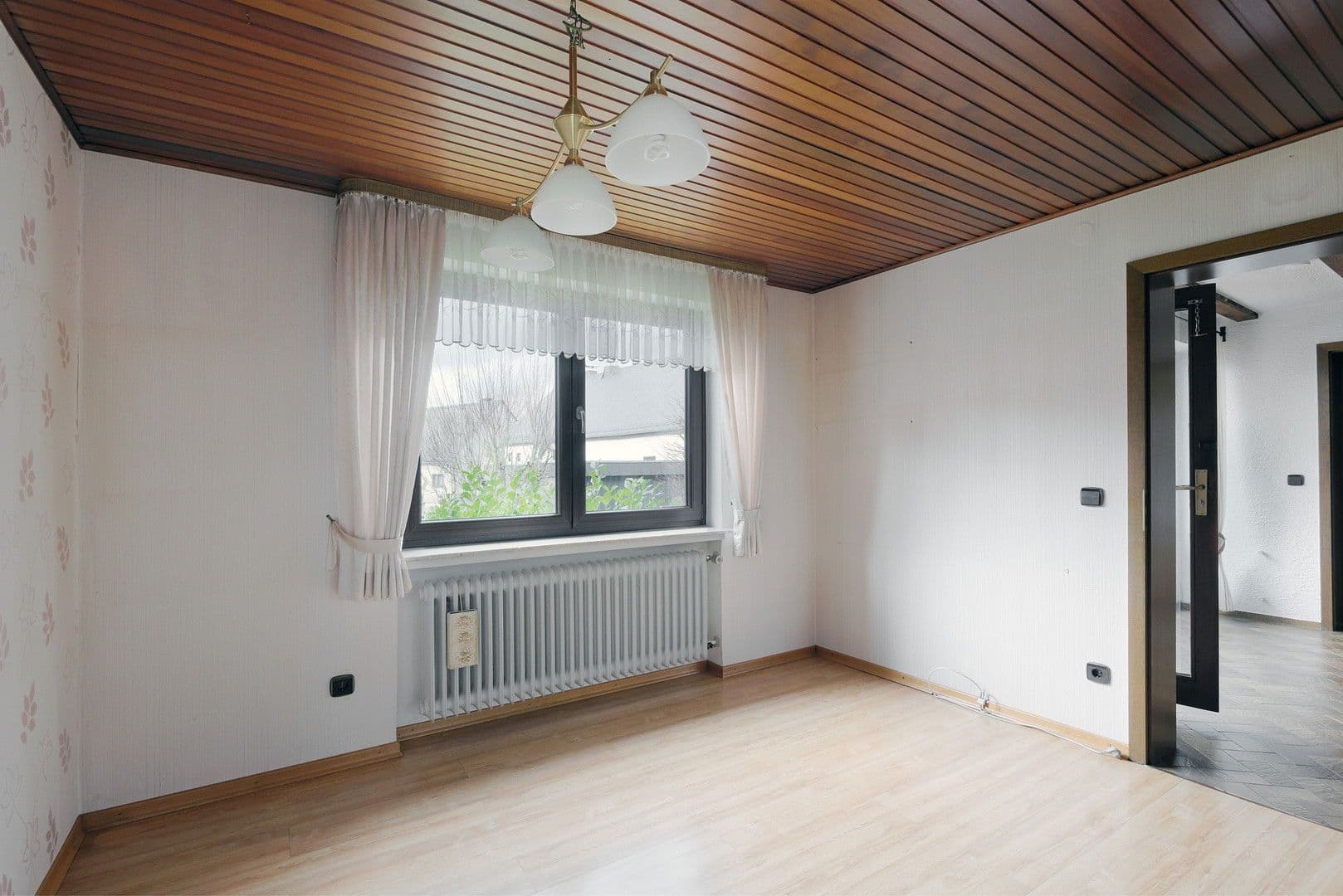 Prodej domu 187 m², pozemek 572 m², Laubach, Porýní-Falc Prodej domu 187 m², pozemek 572 m², Laubach, Porýní-Falc