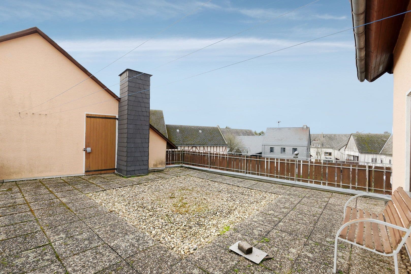 Prodej domu 187 m², pozemek 572 m², Laubach, Porýní-Falc Prodej domu 187 m², pozemek 572 m², Laubach, Porýní-Falc