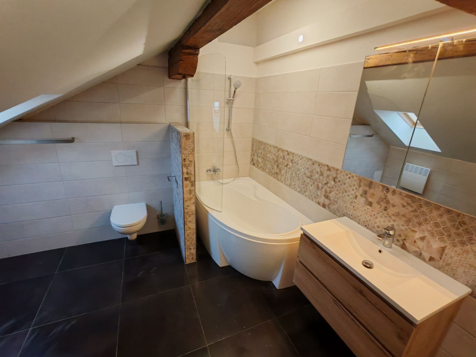 Pronájem bytu 3+kk 126 m², Navrátilova, Praha, Praha Pronájem bytu 3+kk 126 m², Navrátilova, Praha, Praha